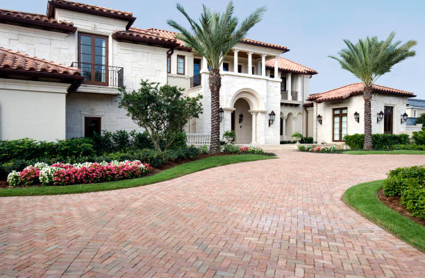 Best Professional Driveway Pavers  in Osage, IA